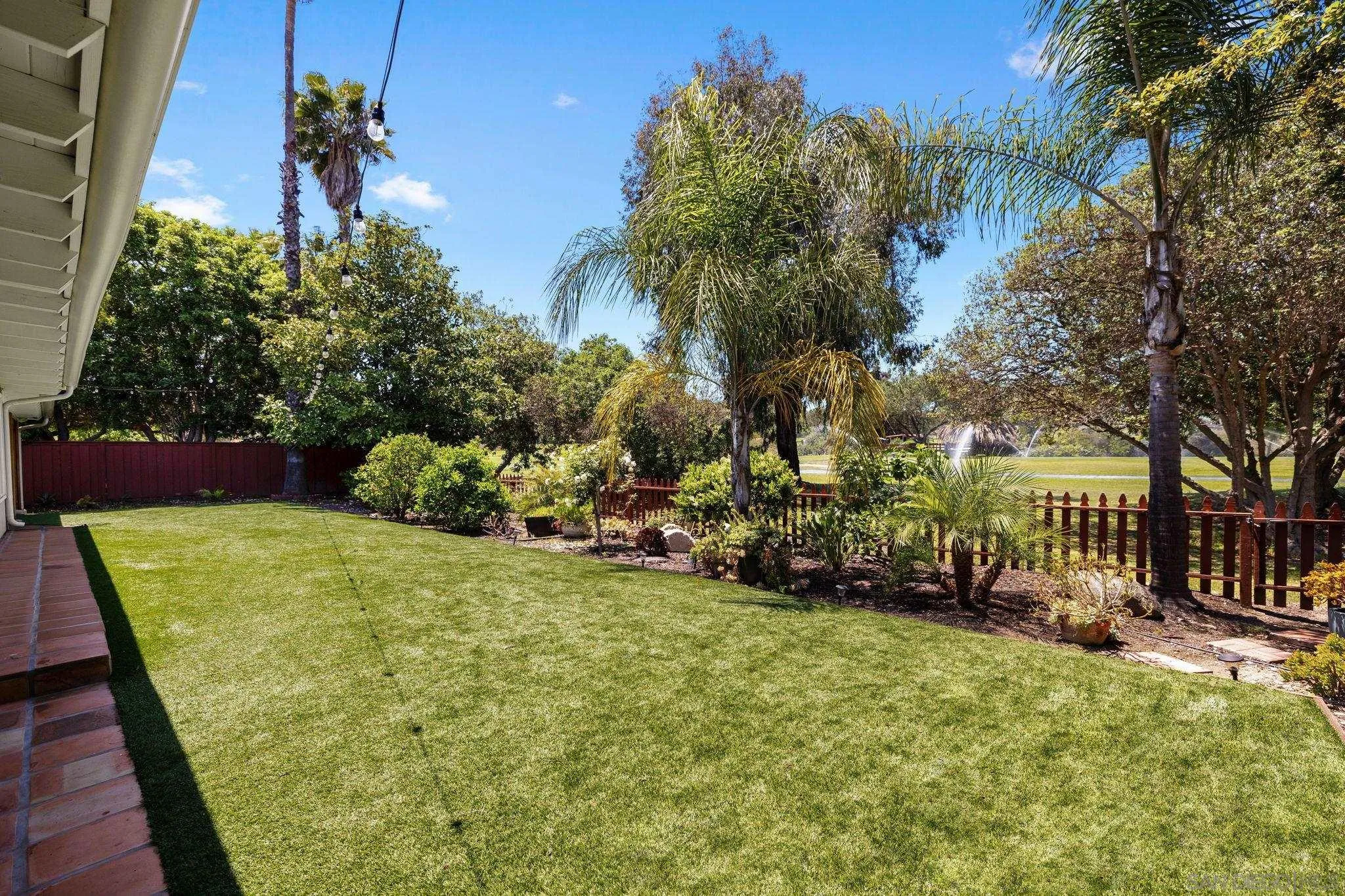 17268 Bernardo Oaks Dr