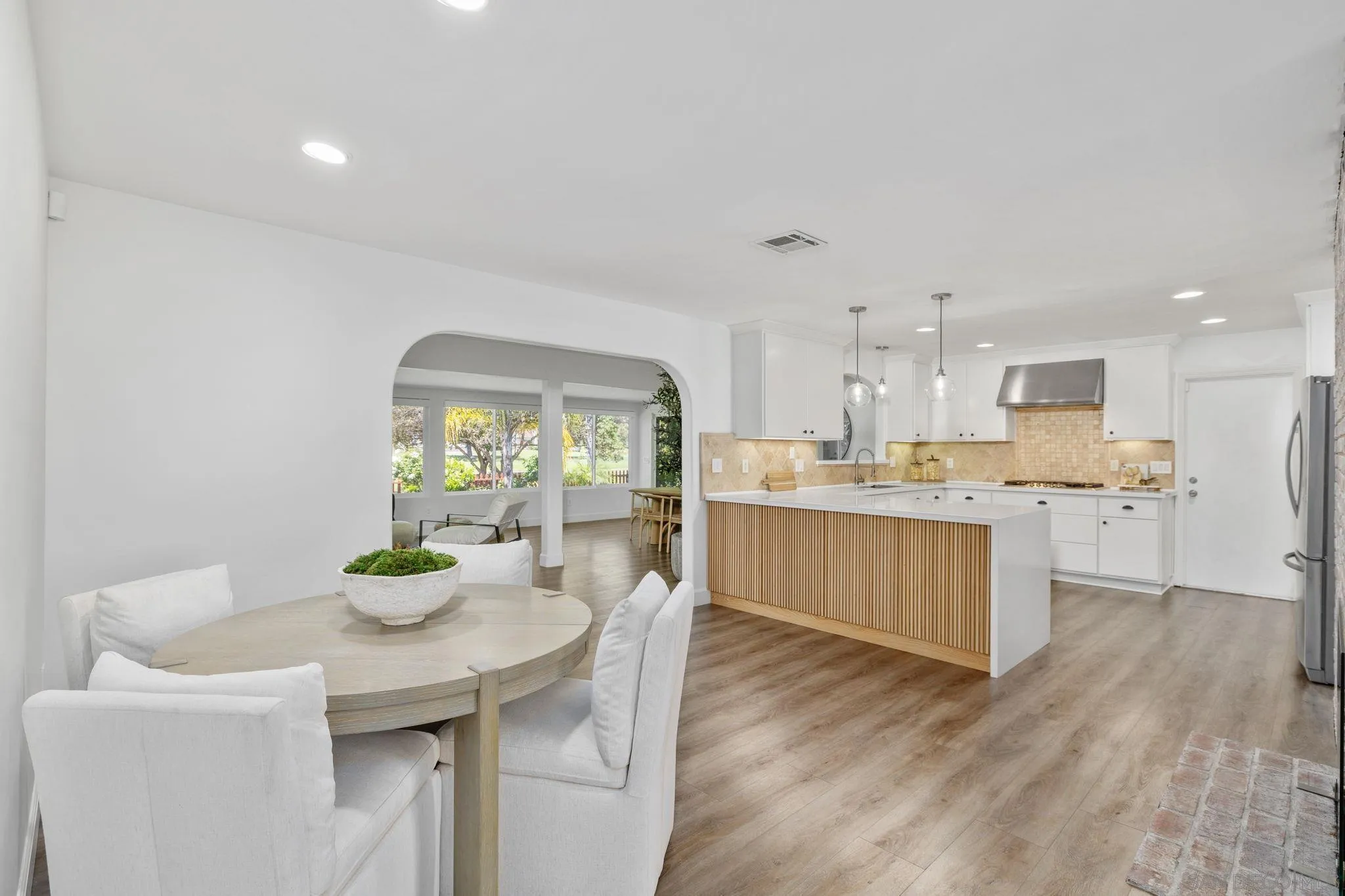 17268 Bernardo Oaks Dr