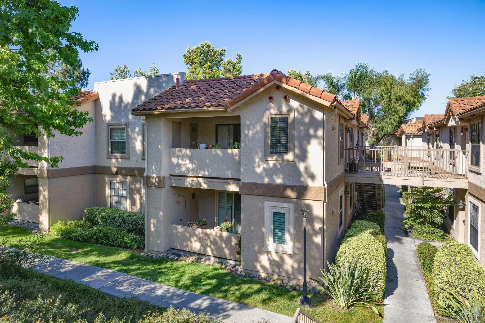 10309 Azuaga St Unit 37