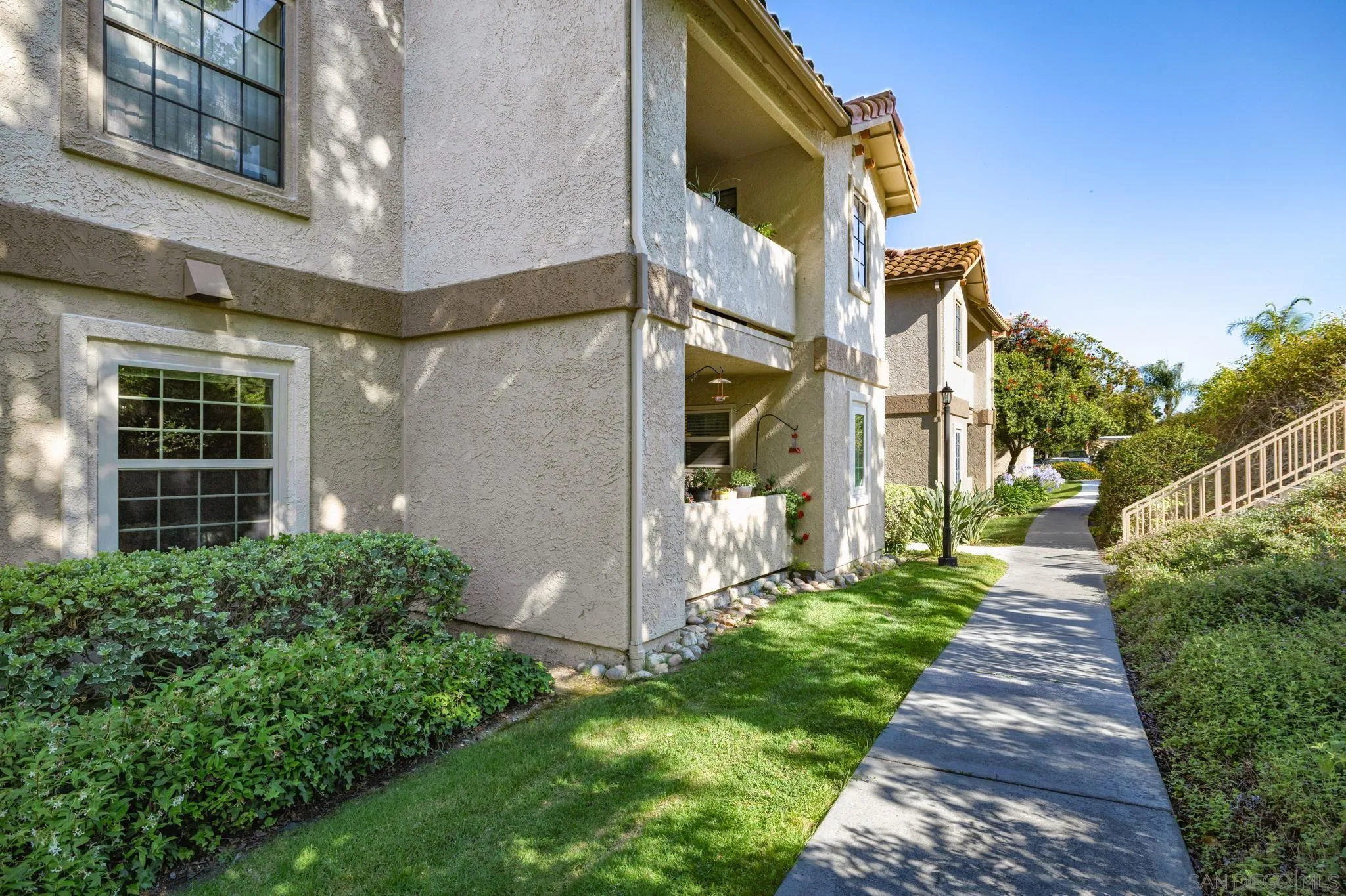 10309 Azuaga St Unit 37
