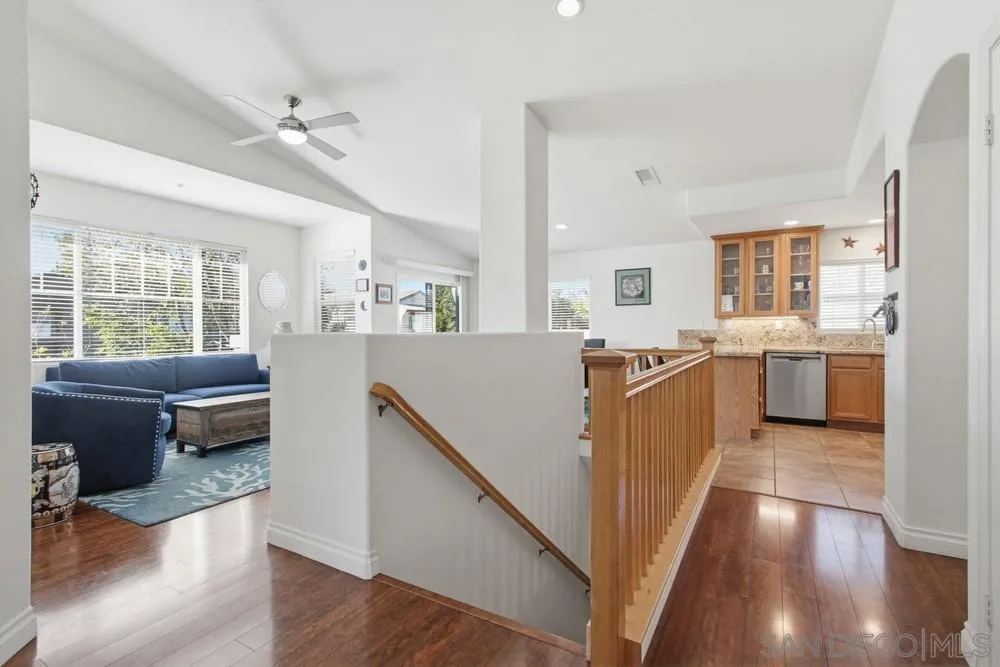 6377 Alexandri Cir