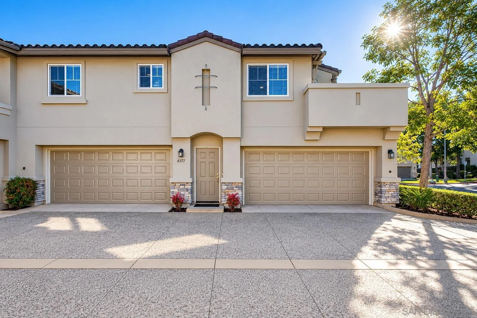 6377 Alexandri Cir