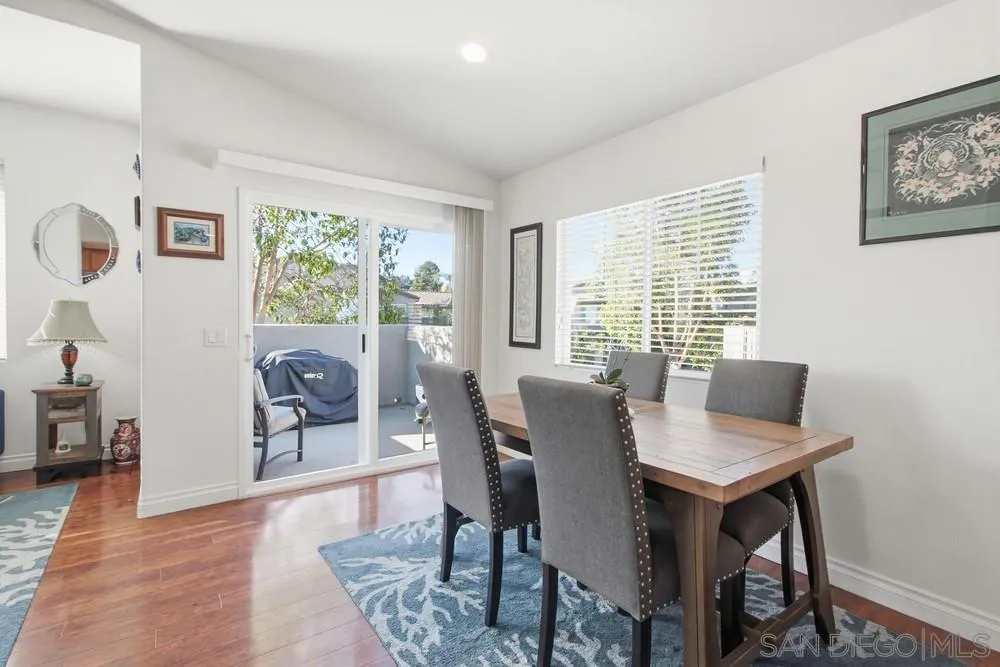 6377 Alexandri Cir
