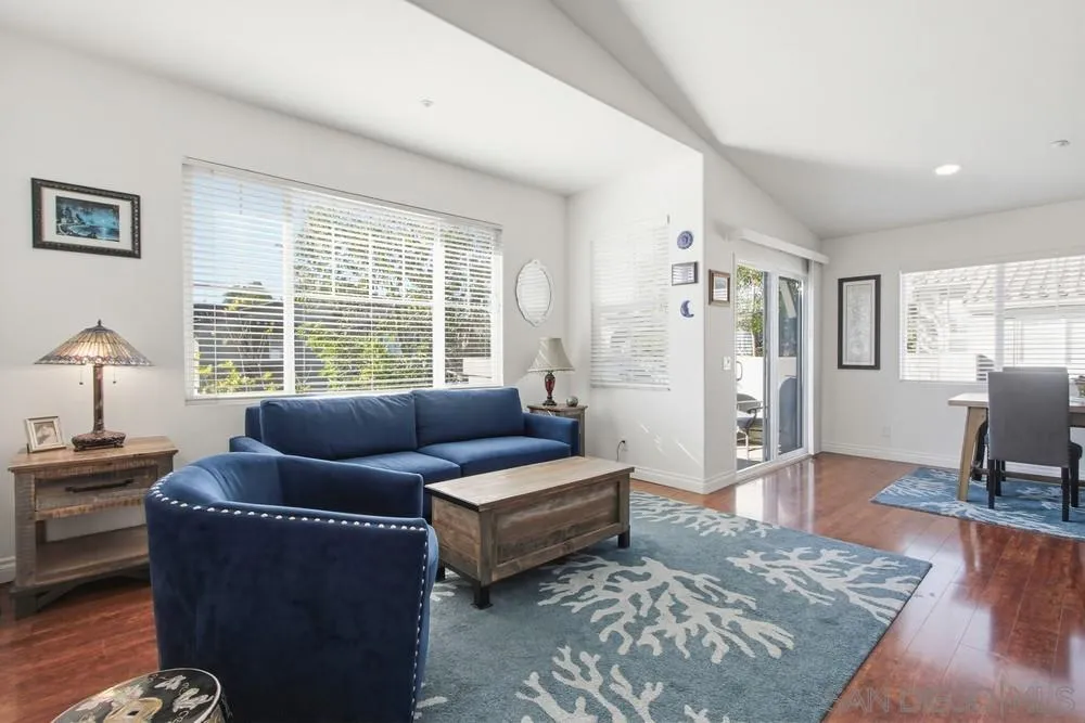 6377 Alexandri Cir