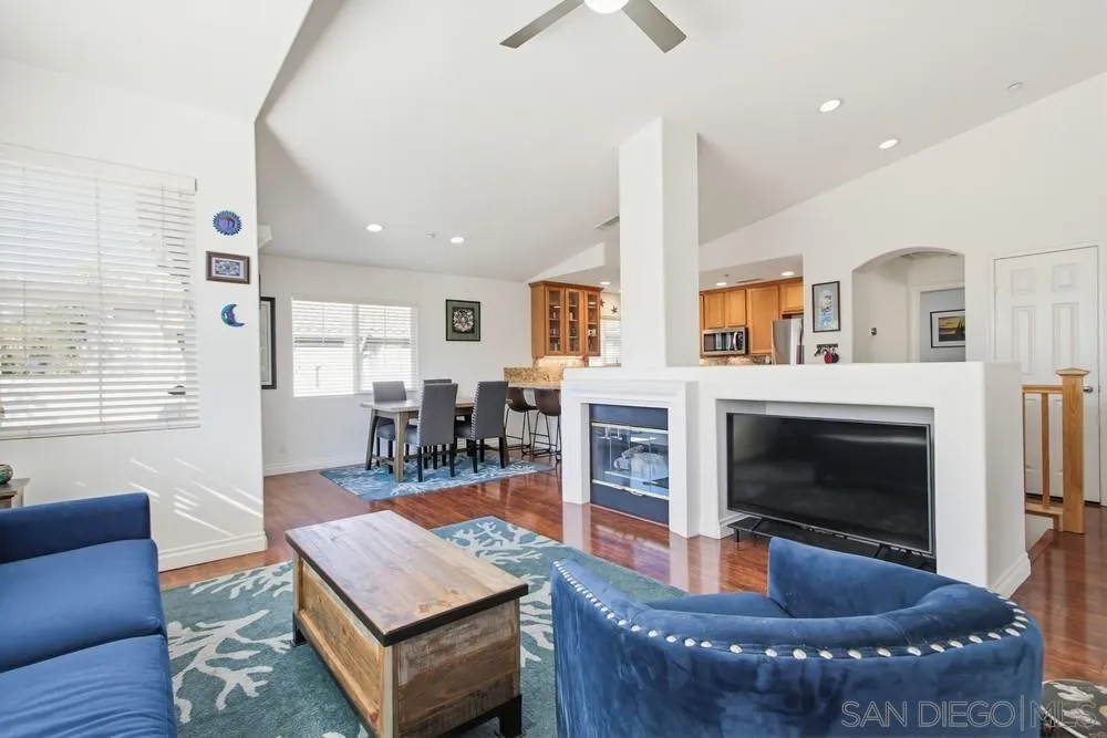 6377 Alexandri Cir