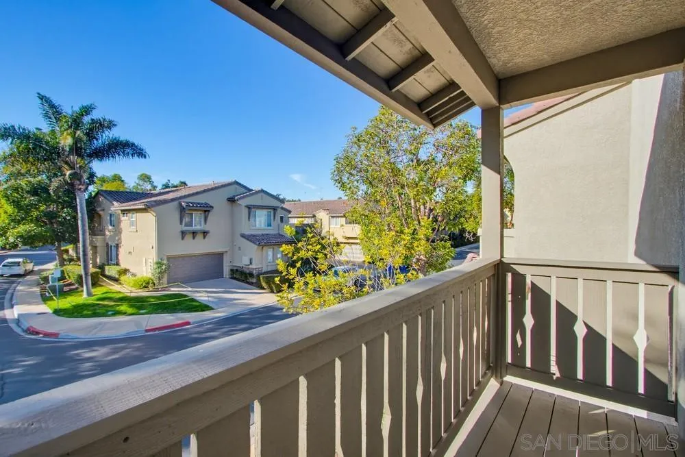 6377 Alexandri Cir