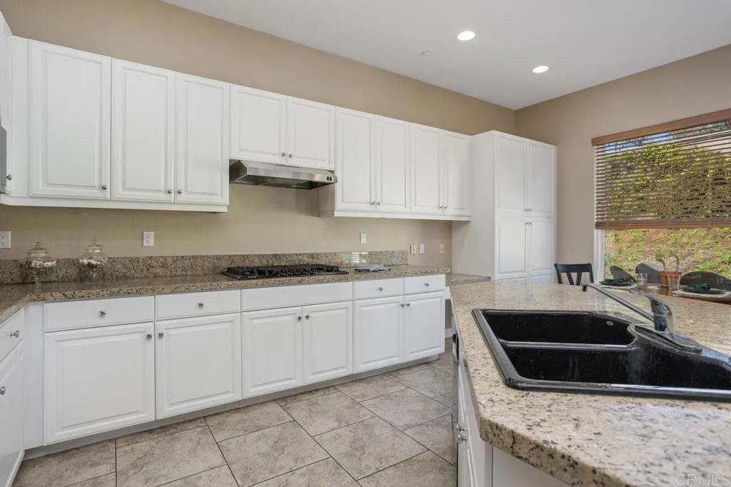 435 Sandalwood Court, Encinitas
