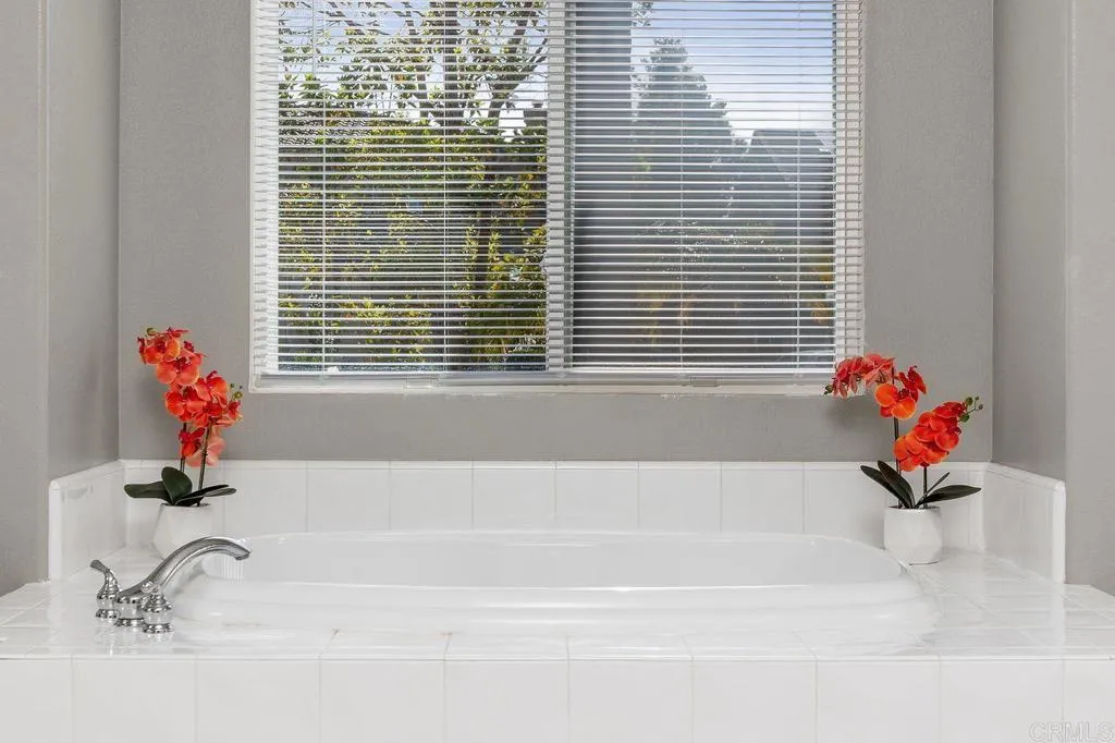 435 Sandalwood Court, Encinitas