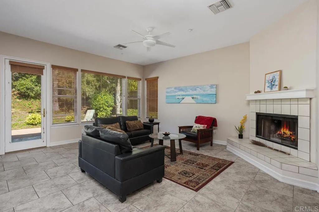 435 Sandalwood Court, Encinitas