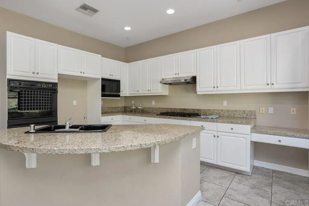 435 Sandalwood Court, Encinitas