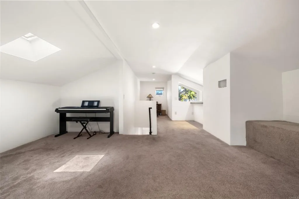 1601 Tucker Lane