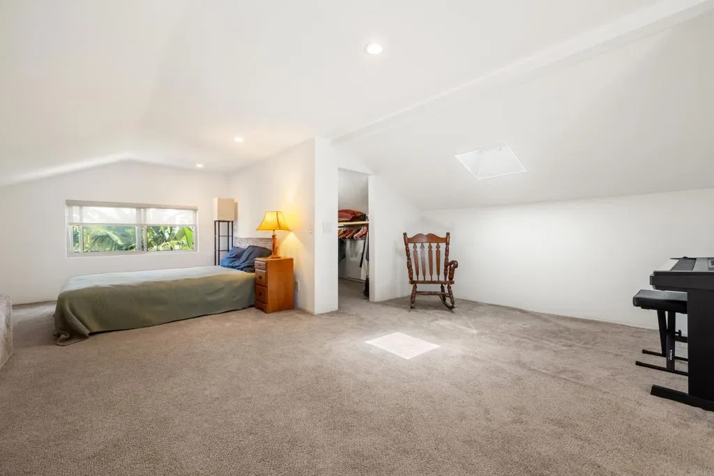 1601 Tucker Lane