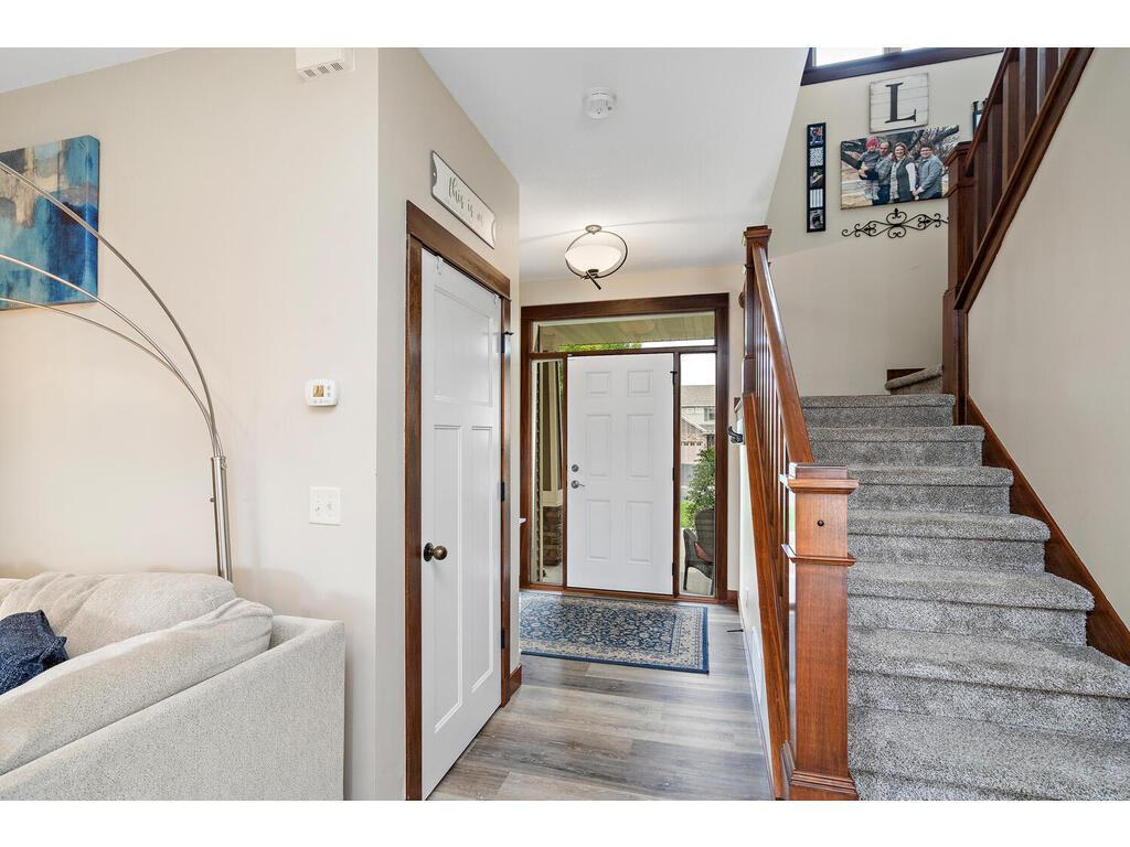 1153 162nd Avenue NW