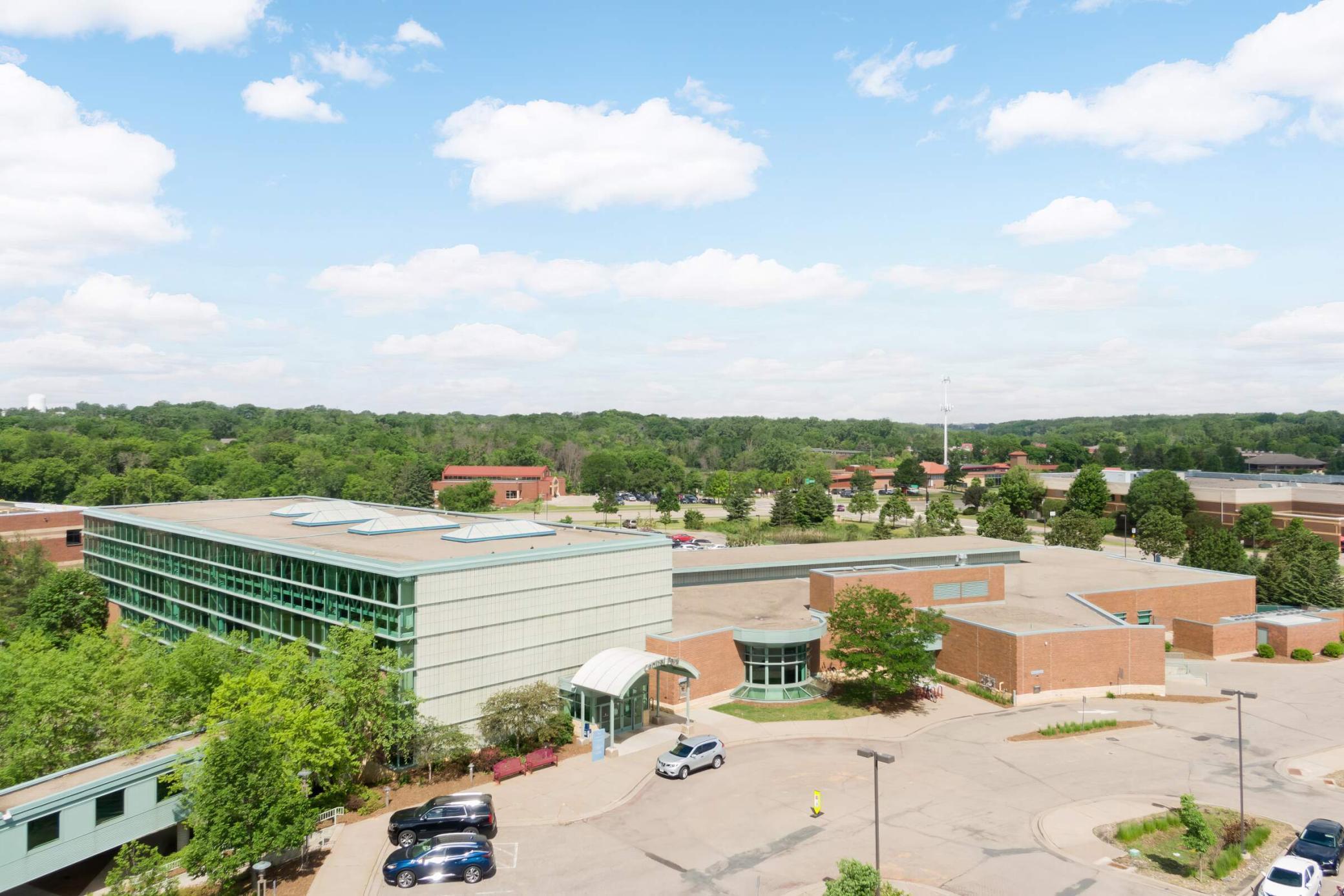 1392 Interlachen Circle