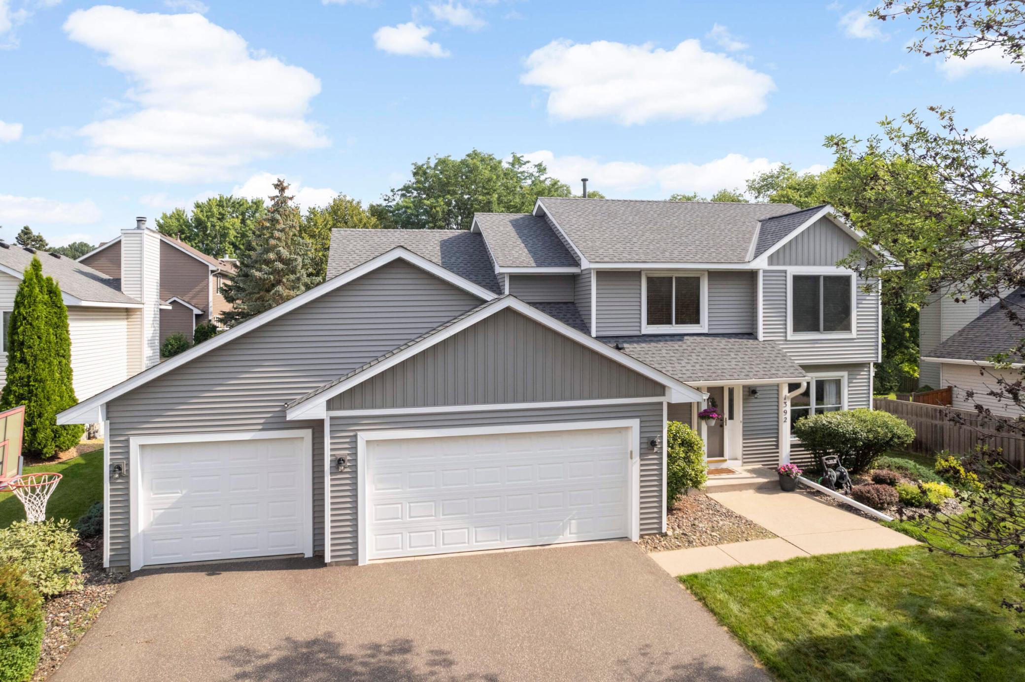 1392 Interlachen Circle