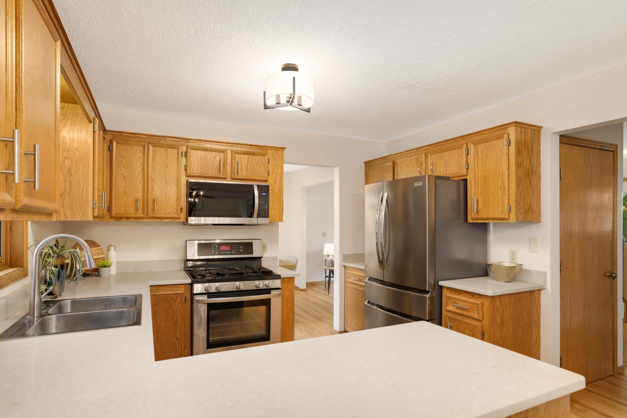 1392 Interlachen Circle