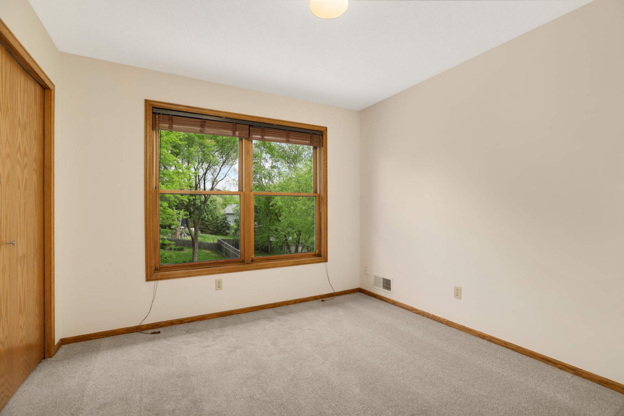 1392 Interlachen Circle