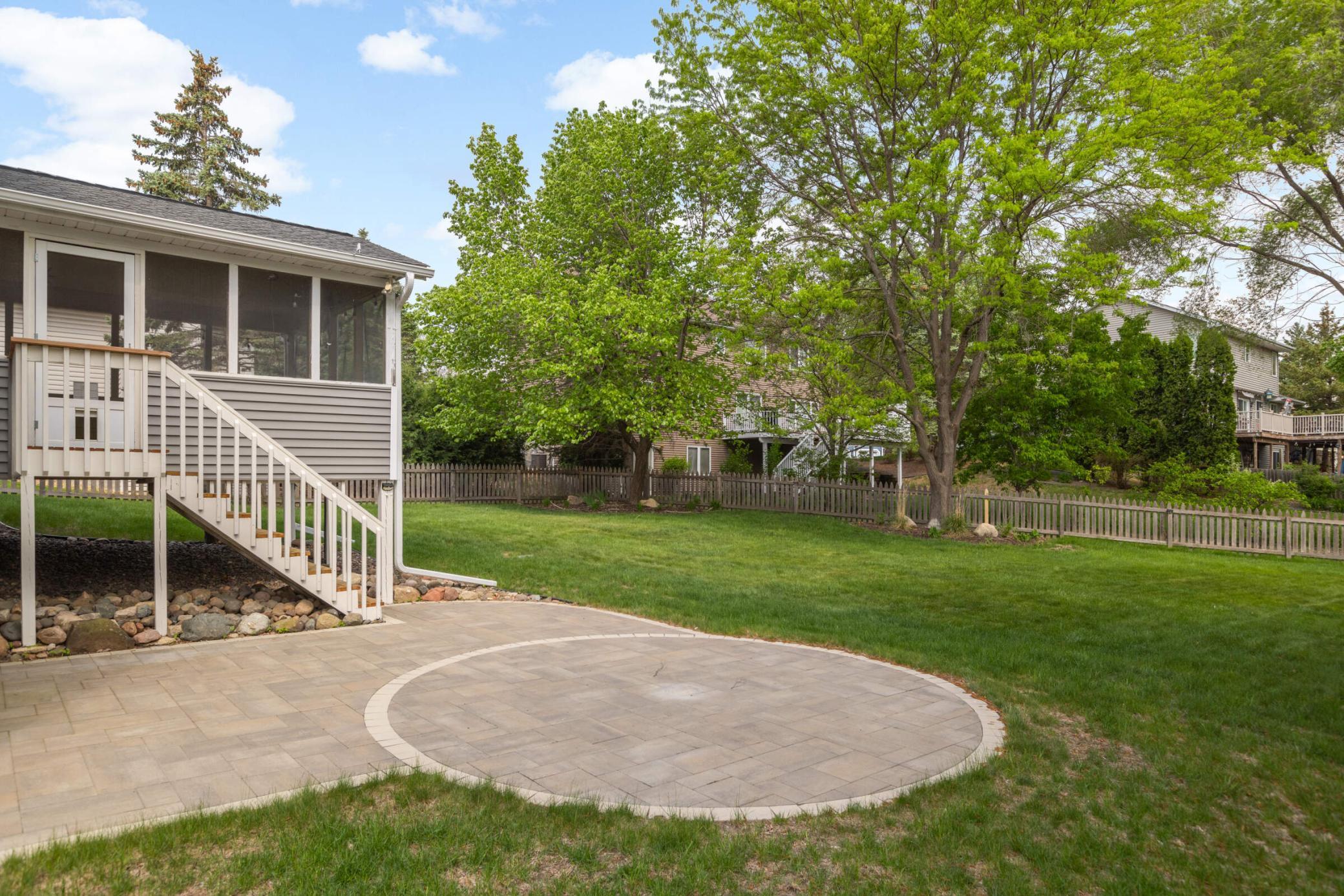 1392 Interlachen Circle