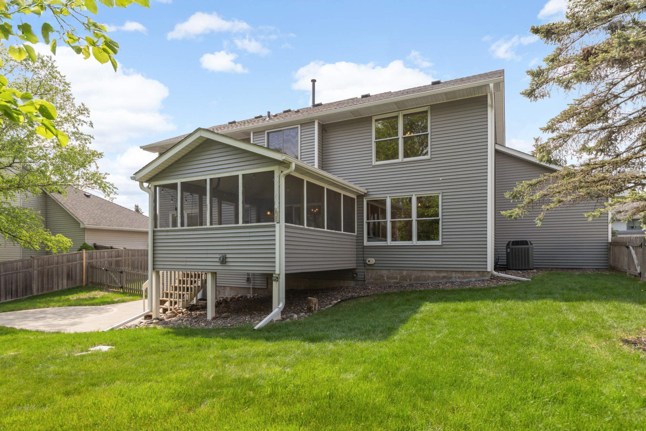 1392 Interlachen Circle