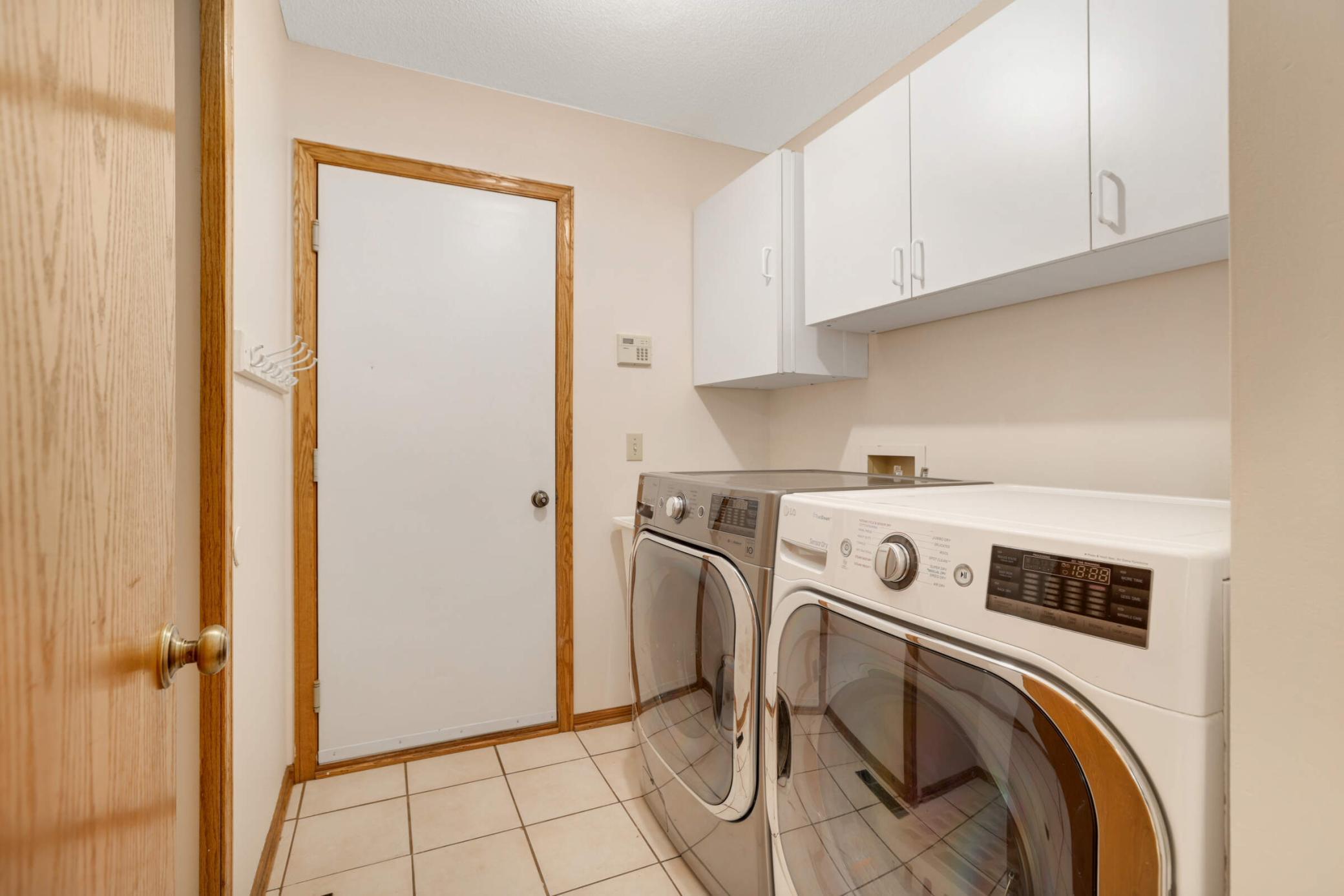 1392 Interlachen Circle