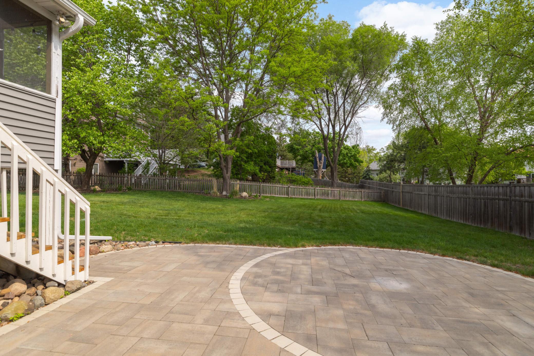 1392 Interlachen Circle