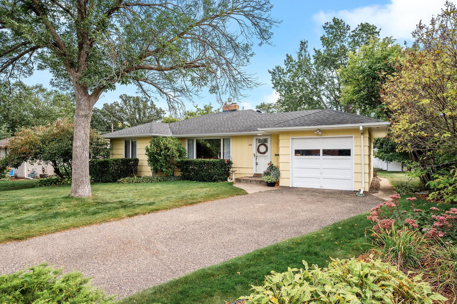 2614 Aquila Avenue S