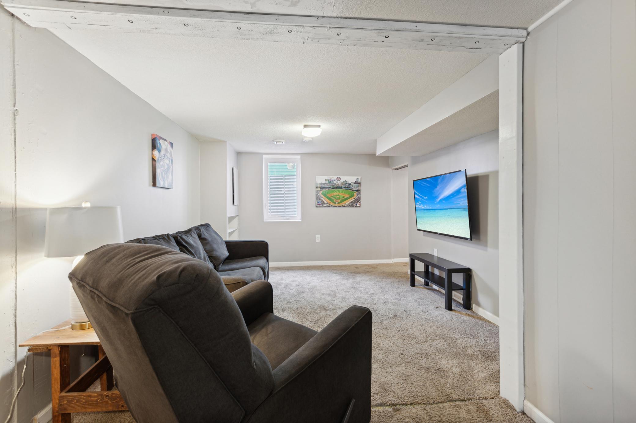 2831 Quebec Avenue S