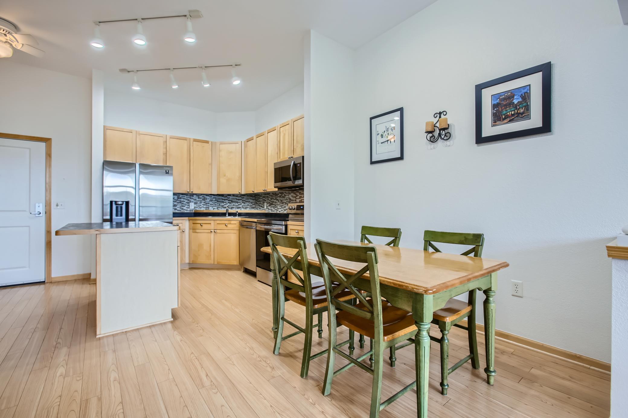 1800 Graham Avenue Unit: 415