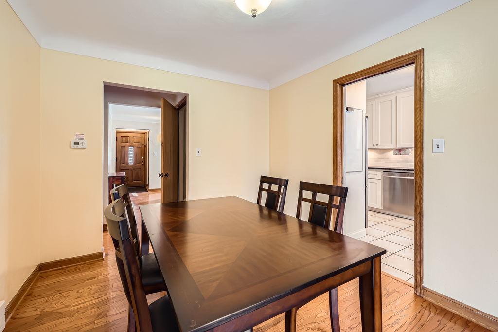 1391 California Avenue W