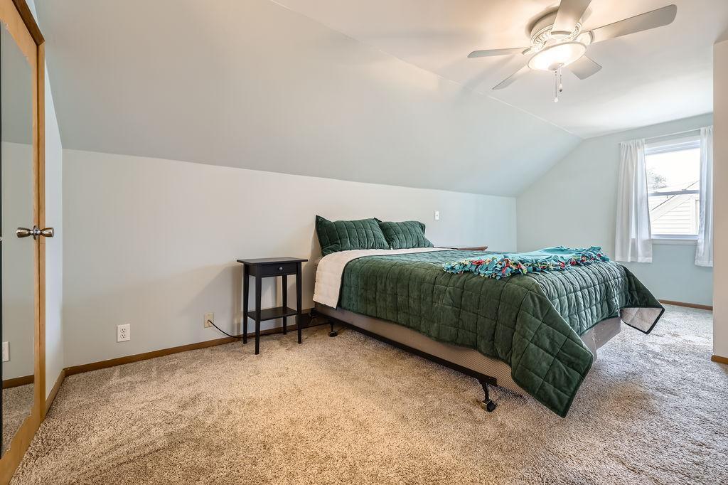 1391 California Avenue W