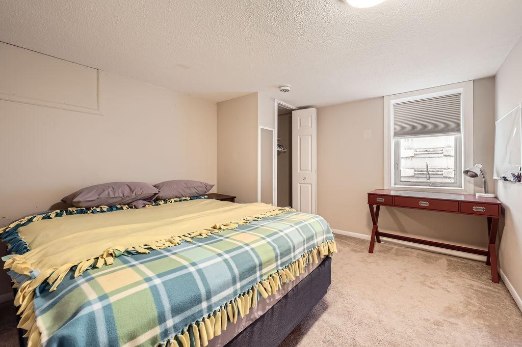 1391 California Avenue W