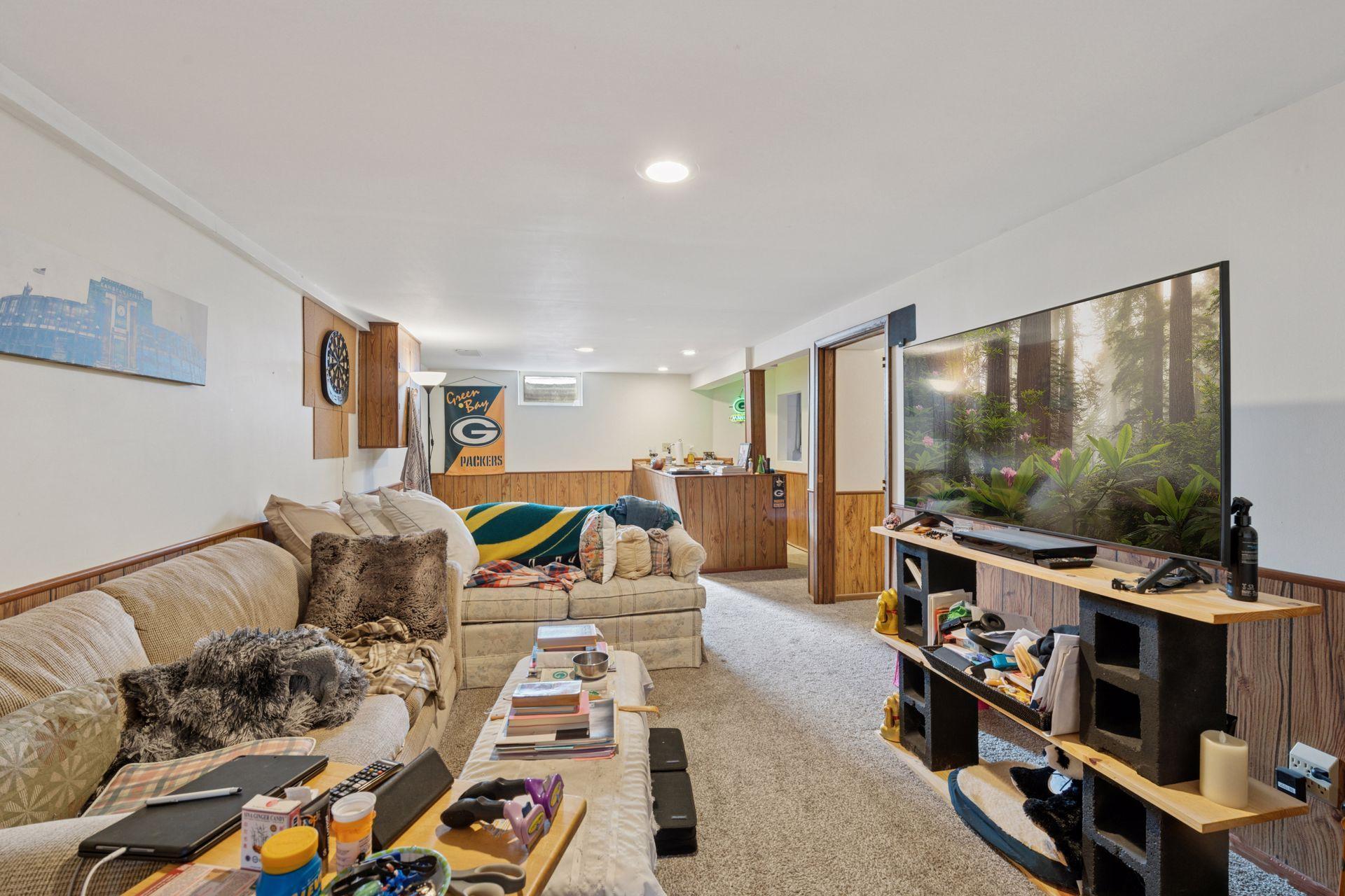 9124 Bloomington Avenue