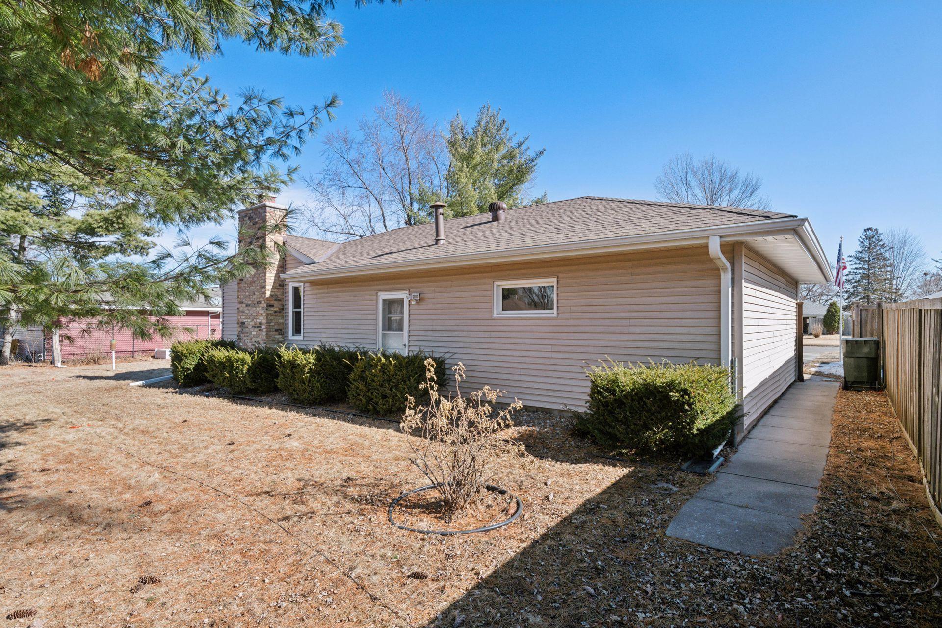 9124 Bloomington Avenue