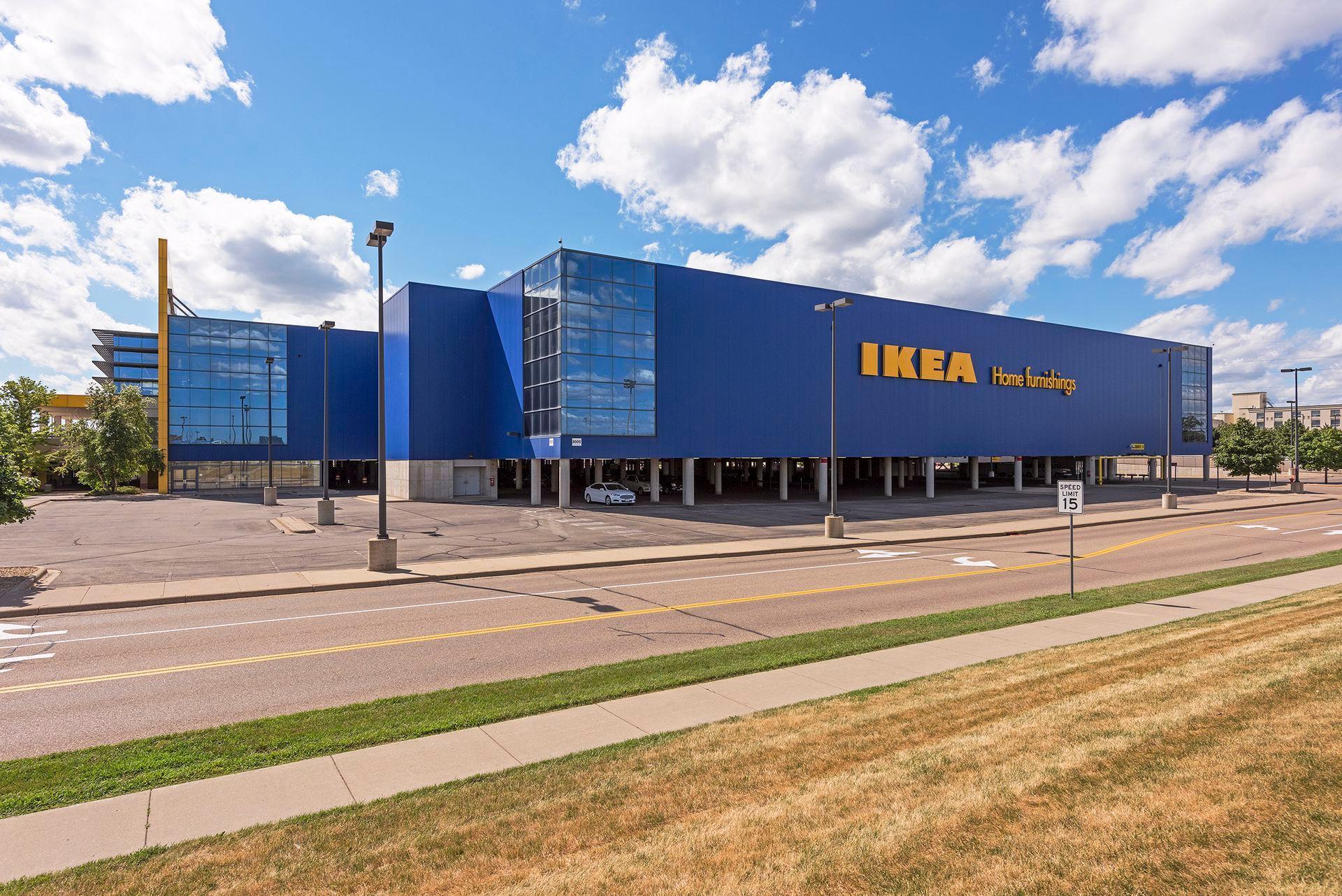 9124 Bloomington Avenue