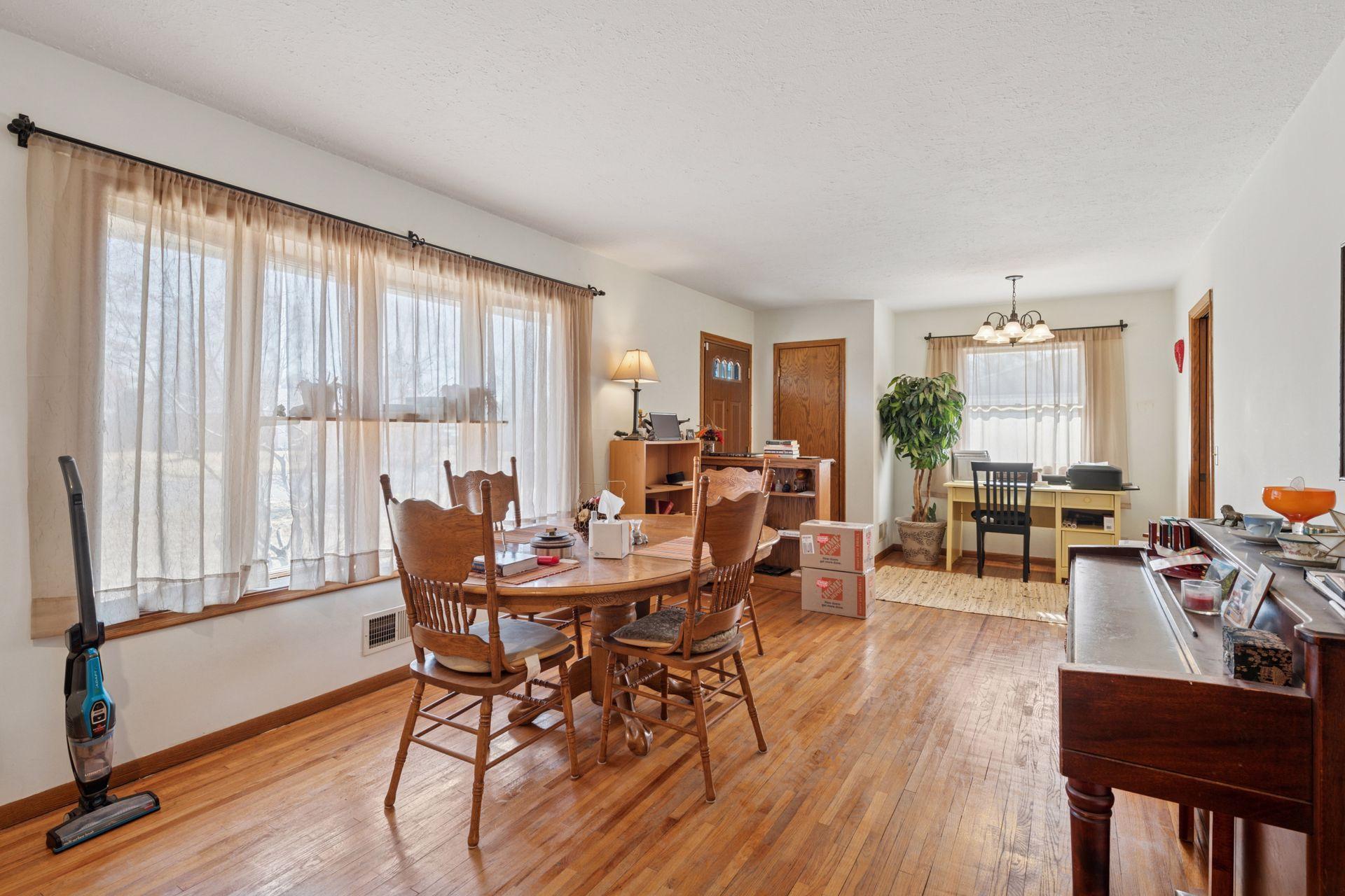 9124 Bloomington Avenue