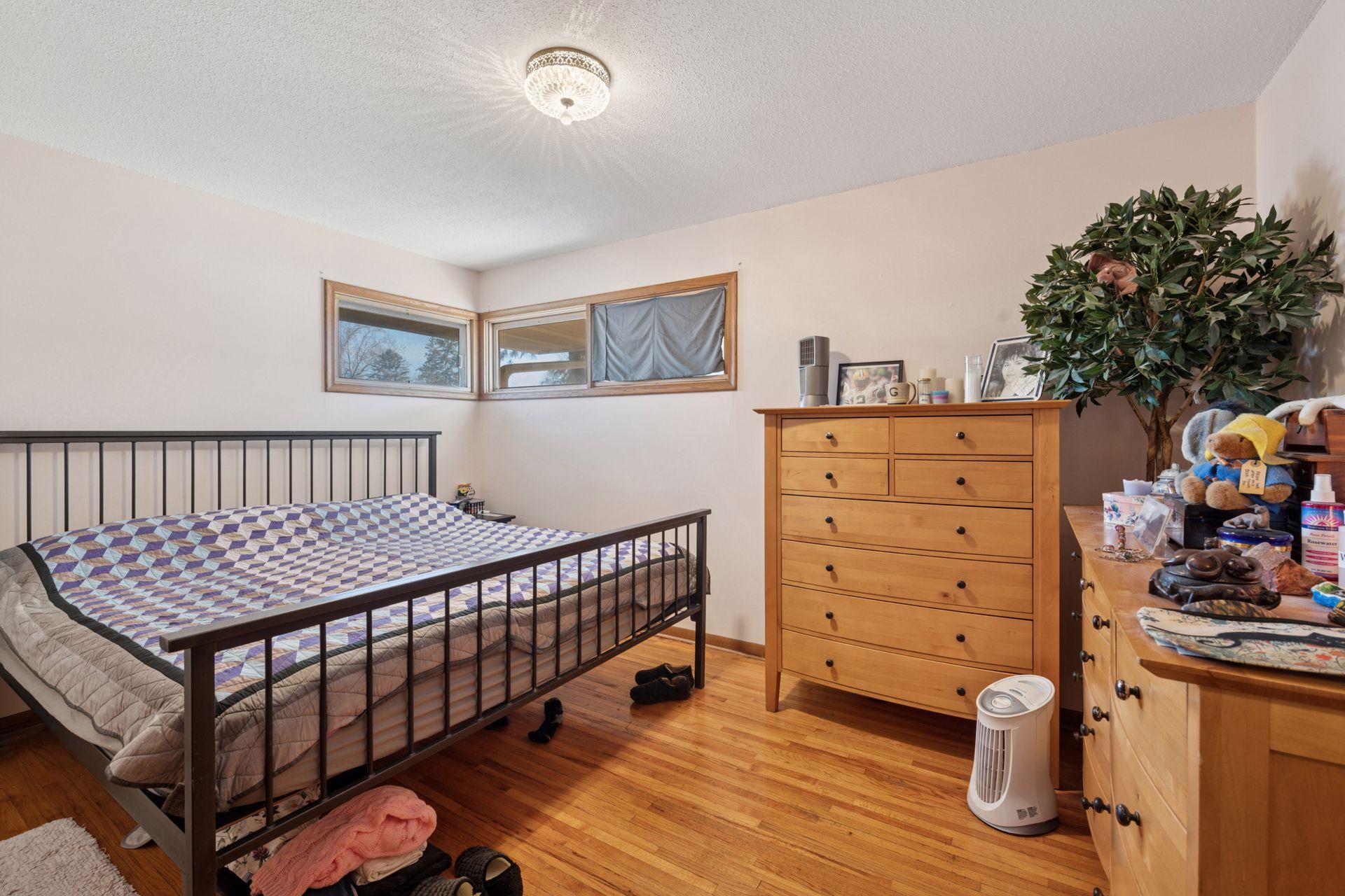 9124 Bloomington Avenue