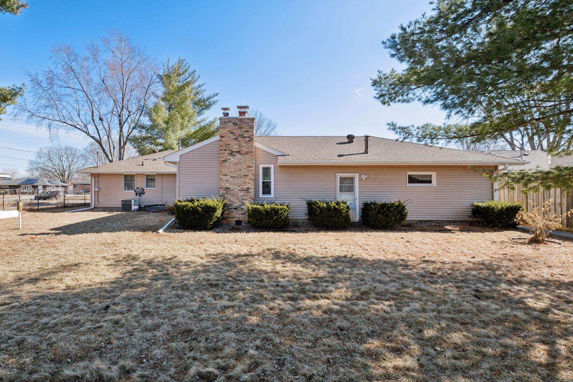 9124 Bloomington Avenue