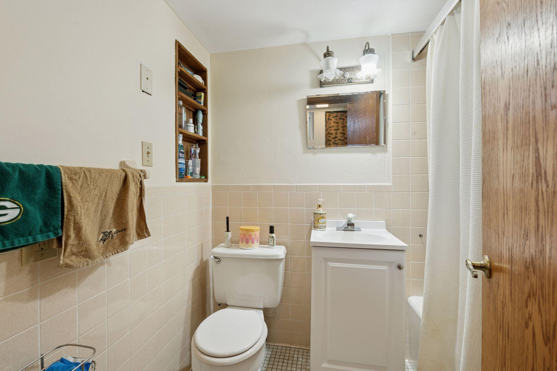 9124 Bloomington Avenue