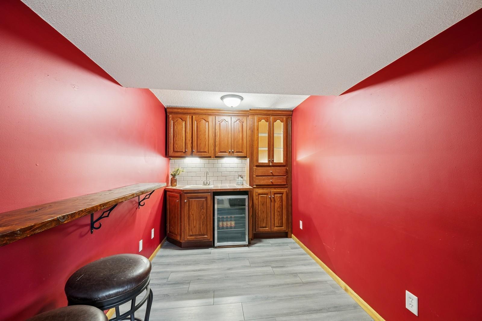 5930 Red Pine Boulevard