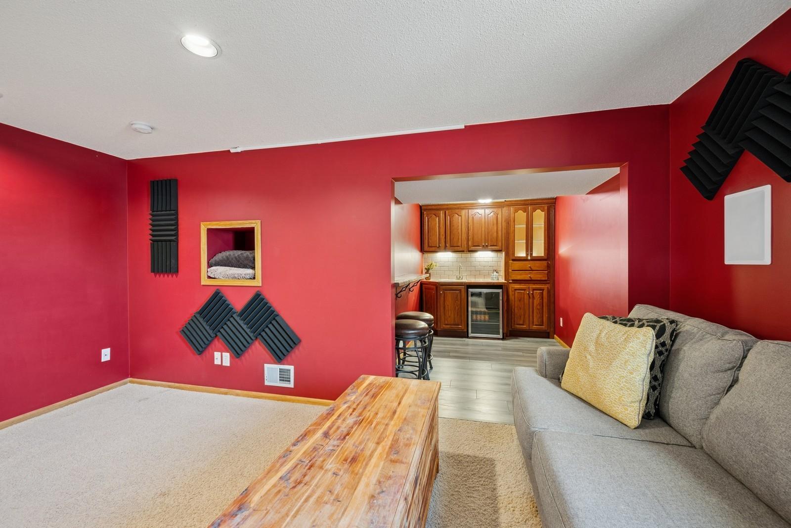 5930 Red Pine Boulevard