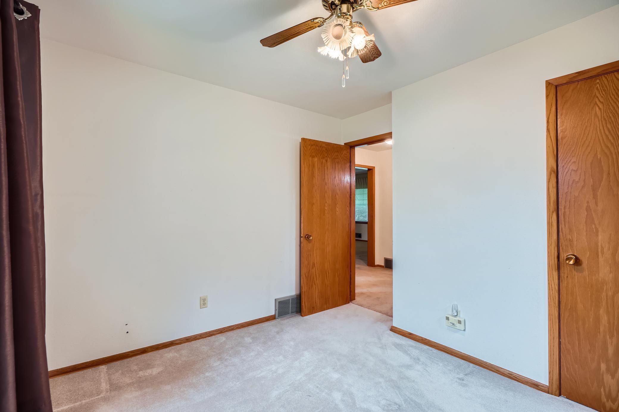 2415 Geneva Avenue N