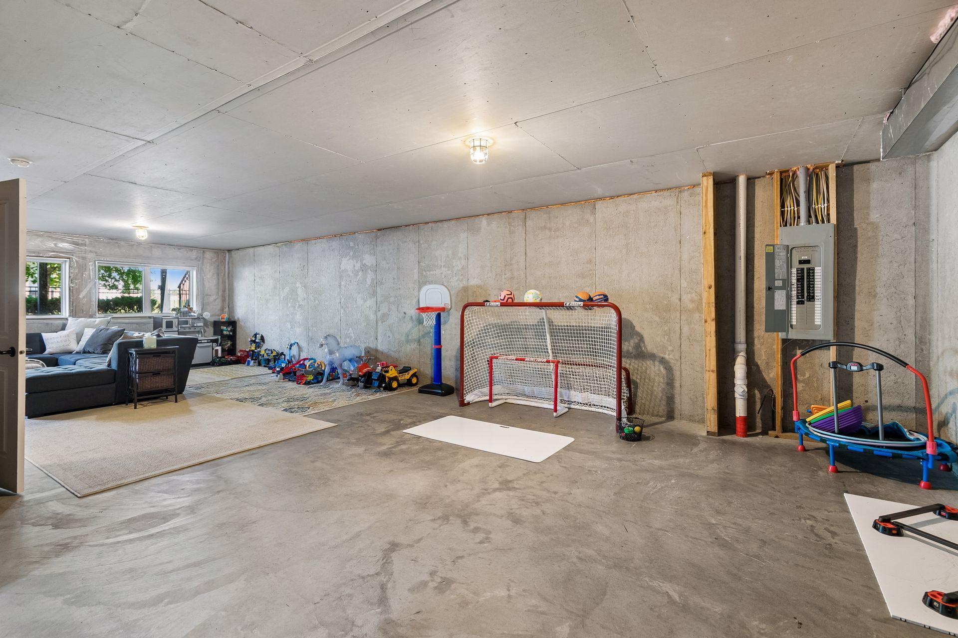 4163 Monarch Court