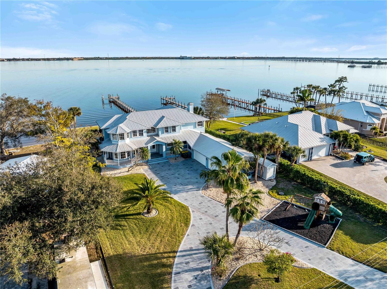 4430 NORTH SHORE DR