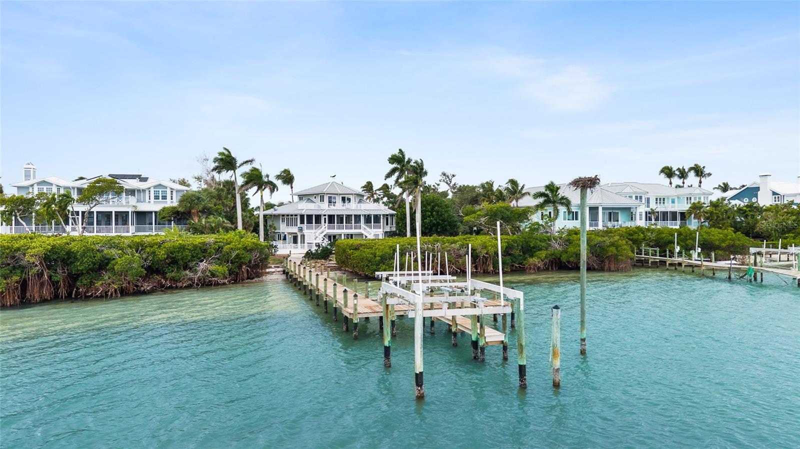 16 GROUPER HOLE DR