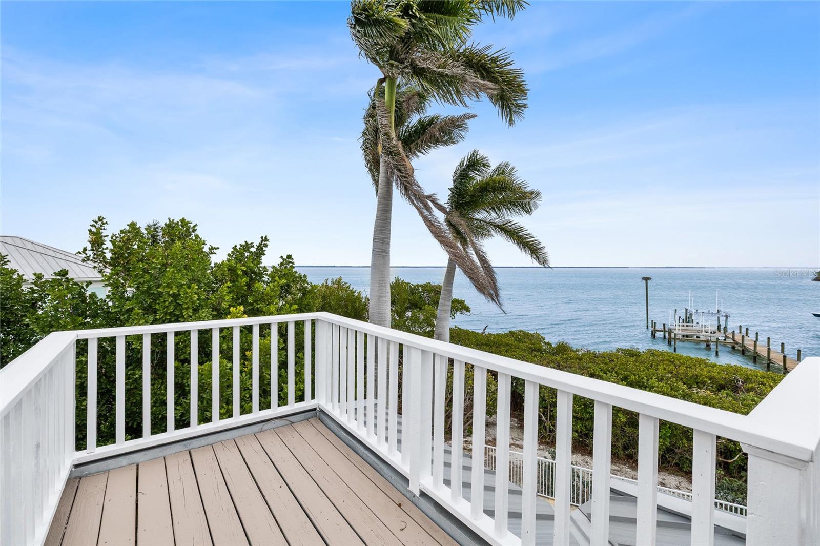 16 GROUPER HOLE DR