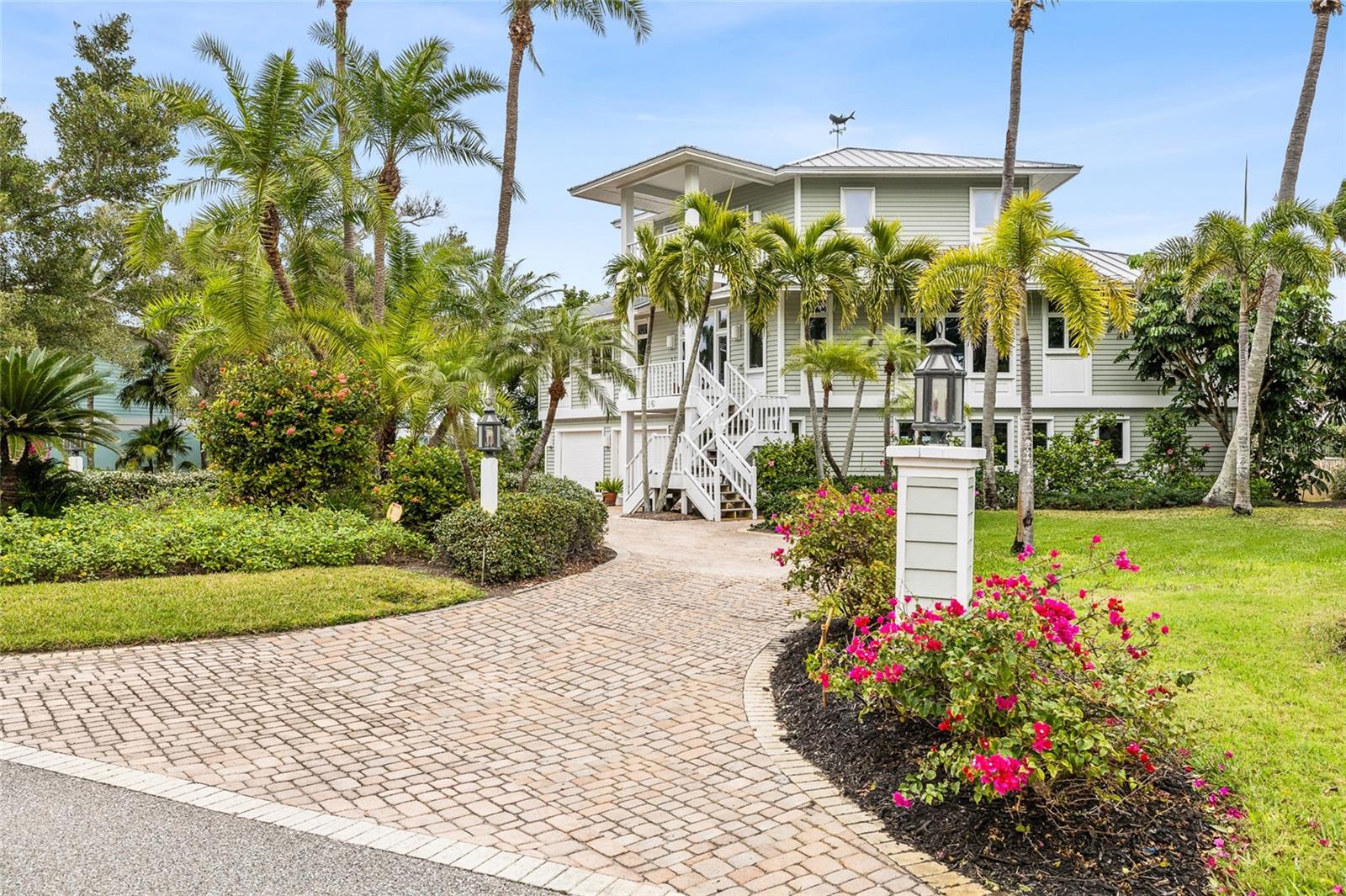 16 GROUPER HOLE DR