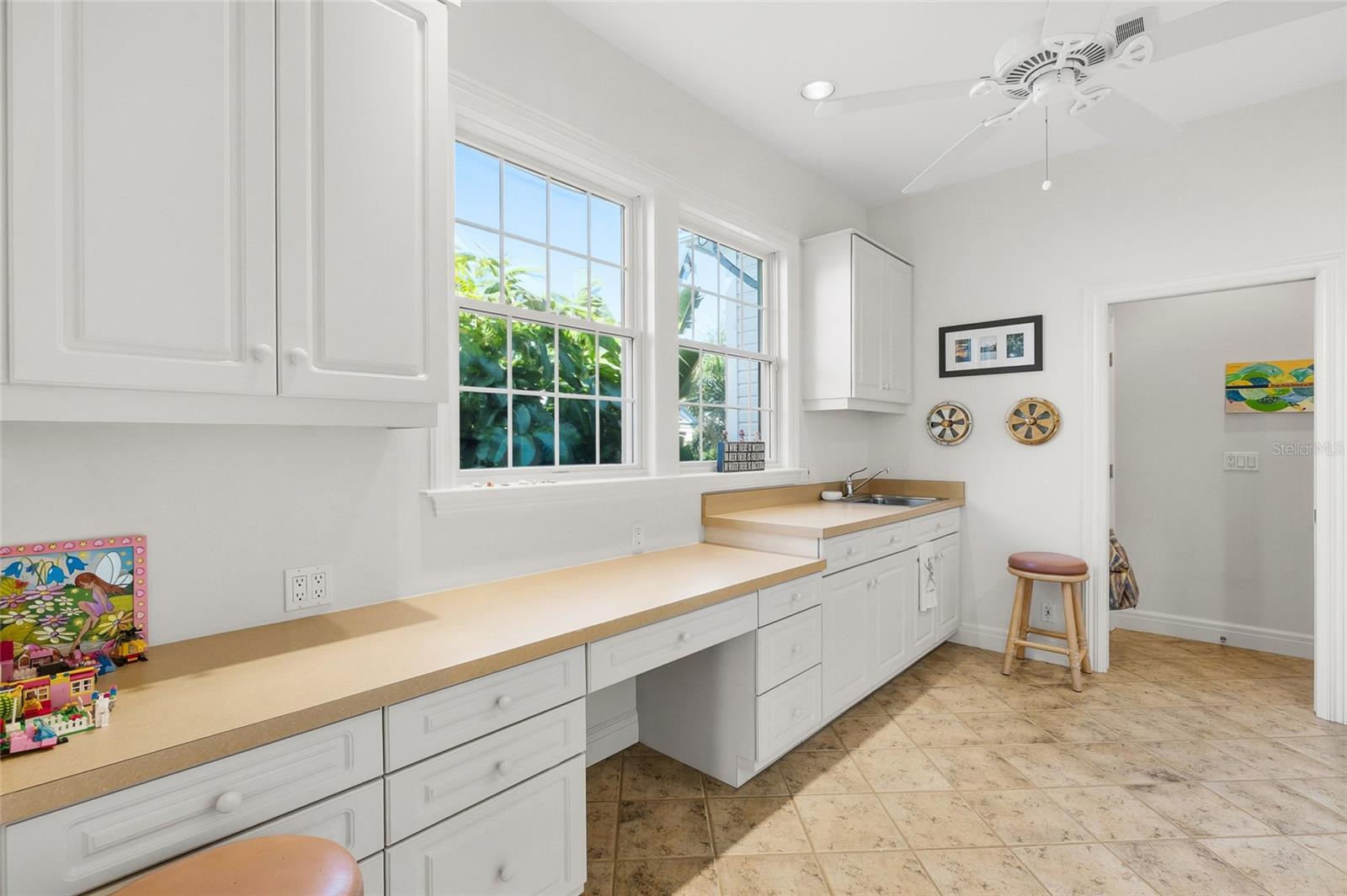 162 BLACKWALL CT