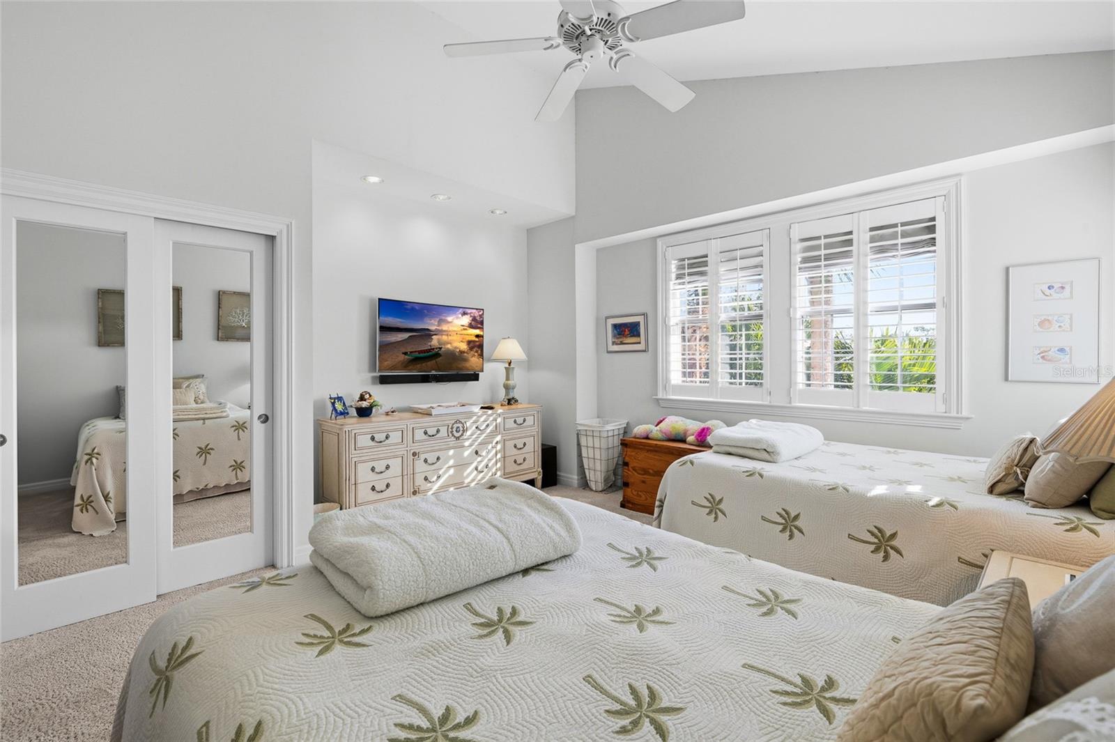 162 BLACKWALL CT