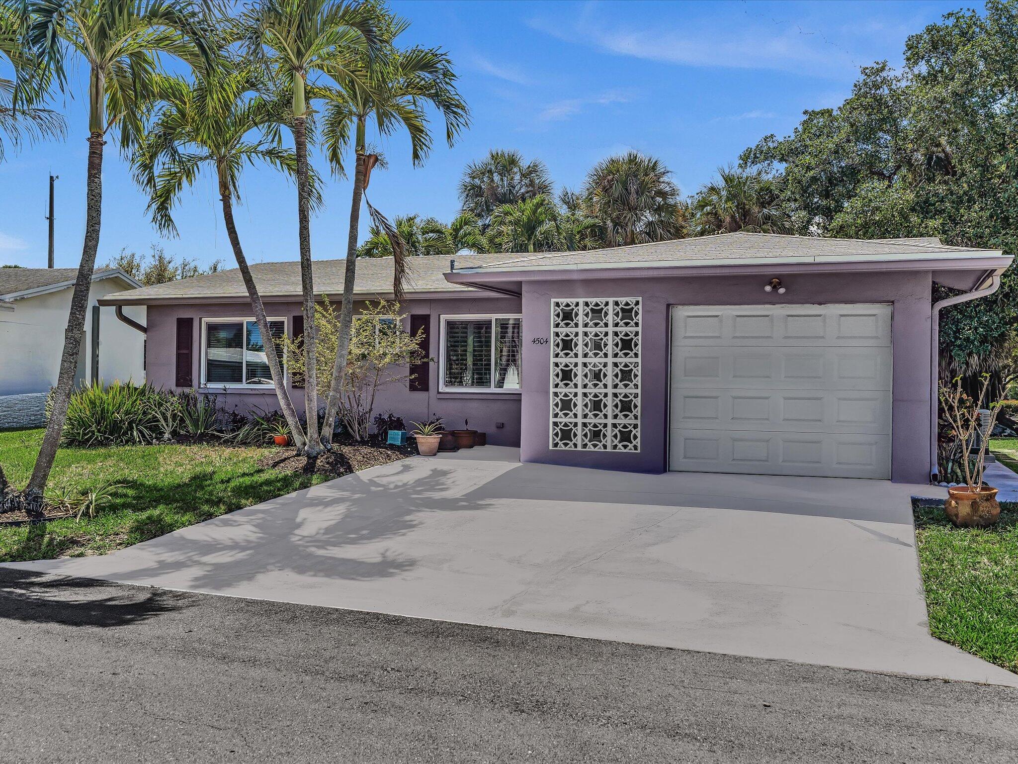 4504 NW 47th Terrace