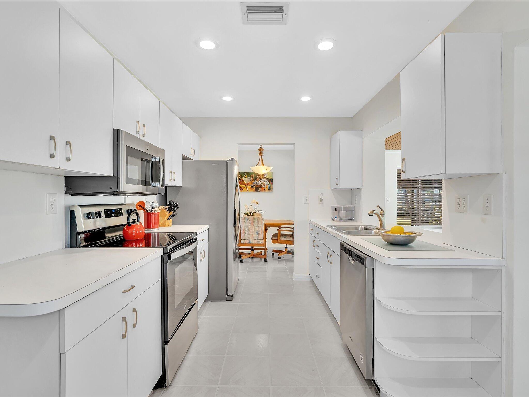 4504 NW 47th Terrace